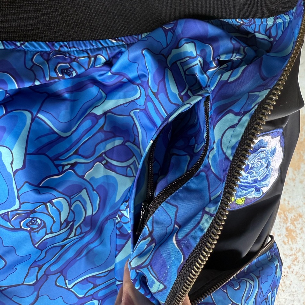 2 in 1 jacket blue rose statement 🤘🏼 bomber jacket - Picture 8 of 12